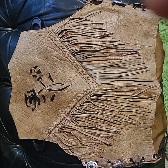 Leather Club Real Tan Color Textured Leather Vest with Fringes Embroidery Size L - Picture 3 of 8